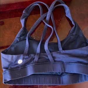 Black lululemon sports bra